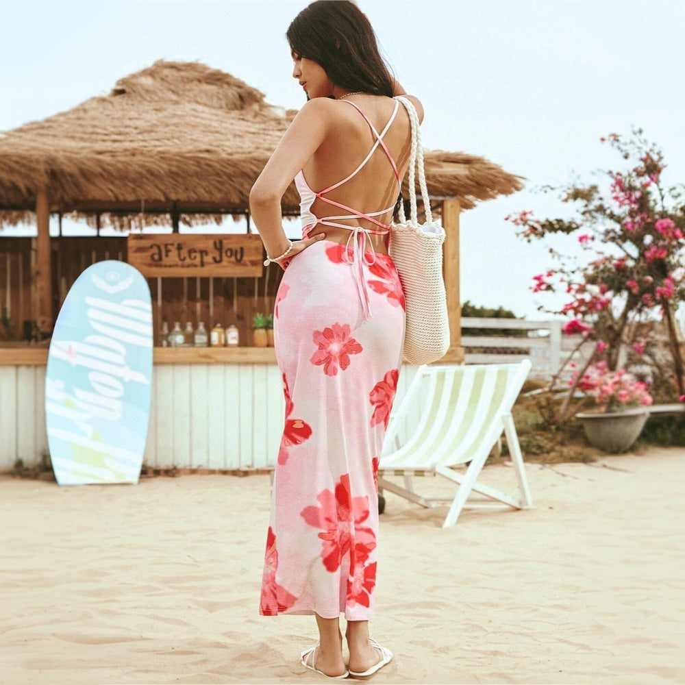 Robe longue fleurie rose à fines bretelles