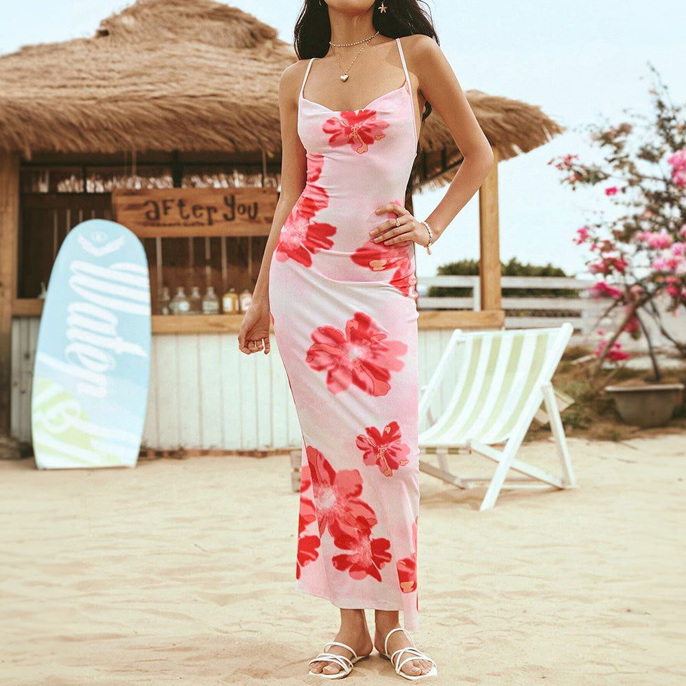 Robe longue fleurie rose à fines bretelles