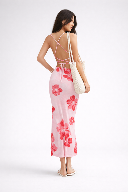 Robe longue fleurie rose à fines bretelles