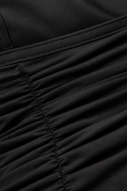 Robe Longue Sculptante Élégance