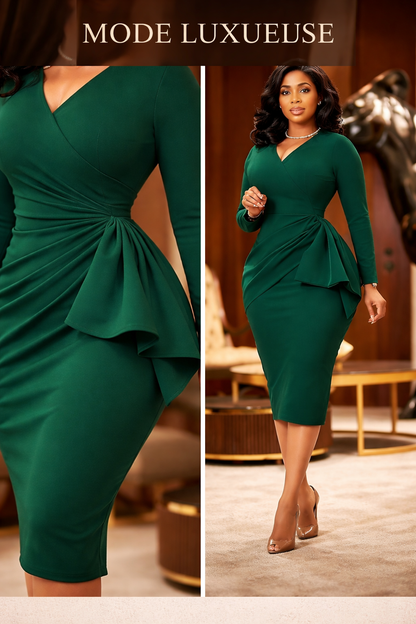 Robe Bleue Drapée à Col V